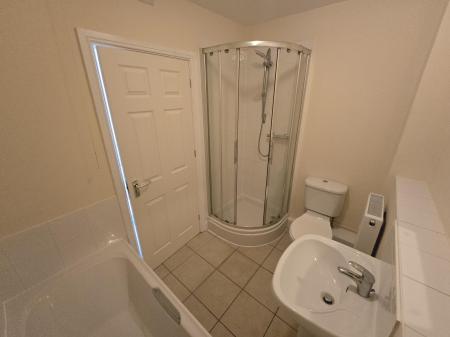 1 bedroom Flat to let in 44 Station Road, Wylde Green, Sutton Coldfield, B73