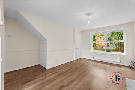 3 bedroom Town house for sale in Chater Drive, Walmley, Sutton Coldfield, B76