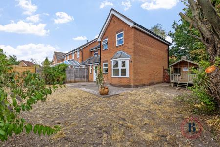 3 bedroom Town house for sale in Chater Drive, Walmley, Sutton Coldfield, B76
