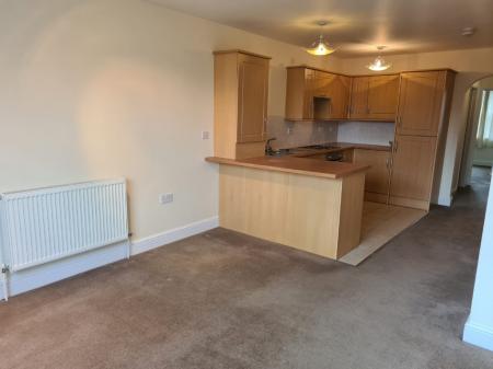 2 bedroom Flat to let in 44 Station Road, Sutton Coldfield, B73