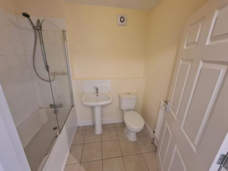 2 bedroom Flat to let in 44 Station Road, Sutton Coldfield, B73