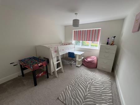 4 bedroom Detached house to let in New Hall Grange, Sutton Coldfield, Sutton Coldfield, B72
