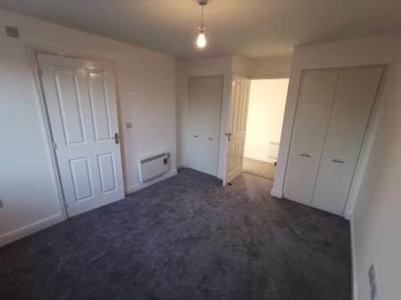 2 bedroom Flat to let in Blue Cedar Drive, Streetly, Sutton Coldfield, B74
