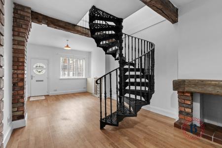 2 bedroom End of terrace house to let in Tower Road, Sutton Coldfield, B75