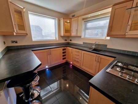 2 bedroom Ground floor maisonette to let in Boundary, Streetly, Sutton Coldfield, B74