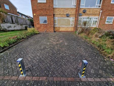 2 bedroom Ground floor maisonette to let in Boundary, Streetly, Sutton Coldfield, B74