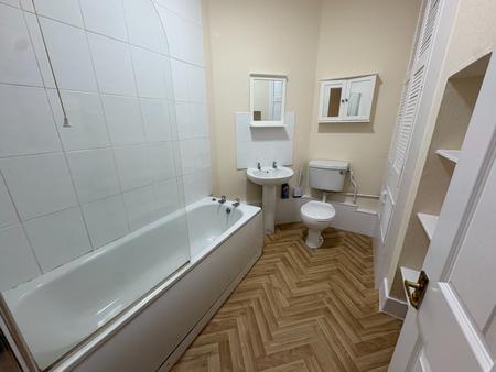 1 bedroom Flat to let in 858 Chester Road, Sutton Coldfield, B24