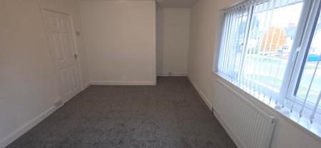 3 bedroom End of terrace house to let in Hurlingham Road, Sutton Coldfield, B44