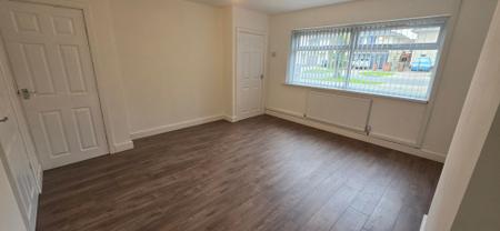 3 bedroom End of terrace house to let in Hurlingham Road, Sutton Coldfield, B44