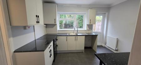 3 bedroom End of terrace house to let in Hurlingham Road, Sutton Coldfield, B44