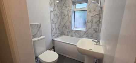 3 bedroom End of terrace house to let in Hurlingham Road, Sutton Coldfield, B44