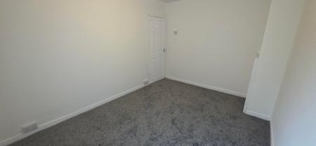 3 bedroom End of terrace house to let in Hurlingham Road, Sutton Coldfield, B44