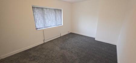 3 bedroom End of terrace house to let in Hurlingham Road, Sutton Coldfield, B44