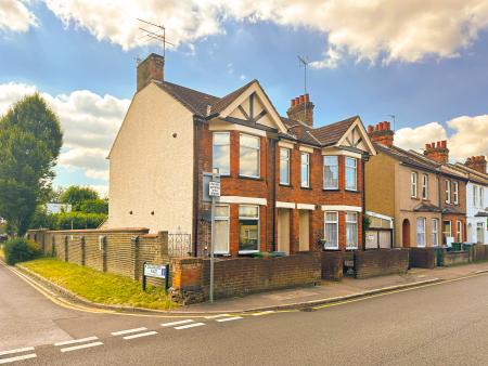 Leavesden Road, Watford, WD24