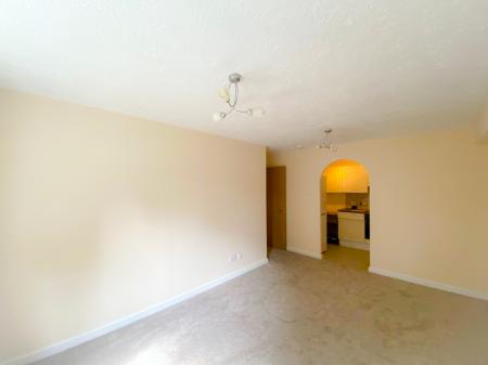 2 bedroom Flat for sale in Gisburne Way, Watford, WD24