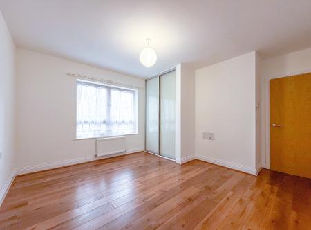 2 bedroom Flat to let in Hagden Lane, Watford, Watford, WD18