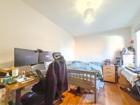 2 bedroom Flat to let in Hagden Lane, Watford, Watford, WD18