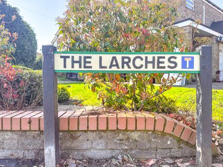 1 bedroom Garages to let in Aldenham Road, Bushey, WD23