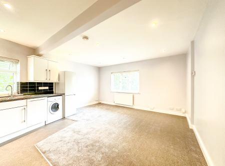 1 bedroom Flat to let in 120 Fourth Avenue, Garston, Watford, WD25