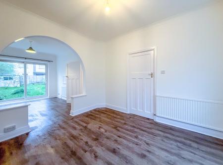 3 bedroom Terraced House to let in Hows Close, Uxbridge, UB8