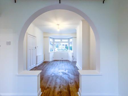 3 bedroom Terraced House to let in Hows Close, Uxbridge, UB8