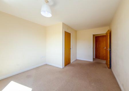 2 bedroom Flat to let in Loates Lane, Watford, WD17