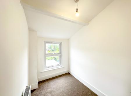 3 bedroom End of terrace house for sale in Bruce Grove, Watford, WD24