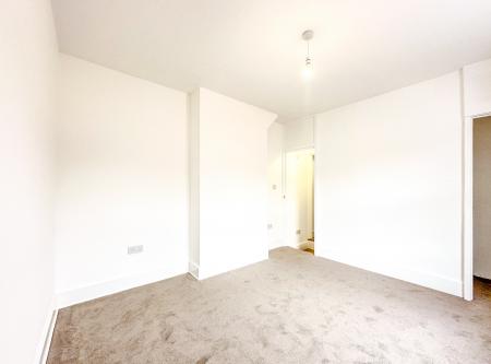 3 bedroom End of terrace house for sale in Bruce Grove, Watford, WD24