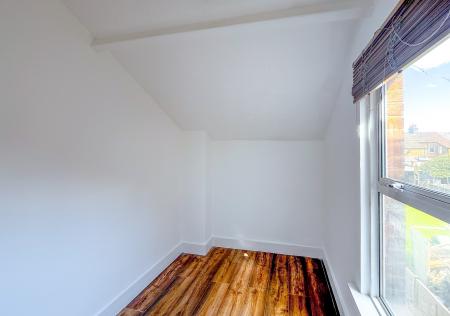 2 bedroom Terraced House to let in Victoria Road, Nth Wat, Watford, WD24