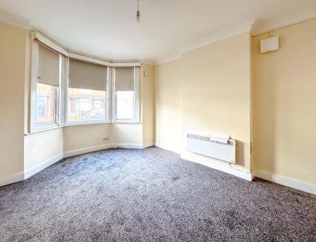 1 bedroom House share to let in Leavesden Road, Watford, WD24