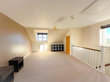 3 bedroom Terraced House to let in Hugo Close, Cassio Metro, Watford, WD18