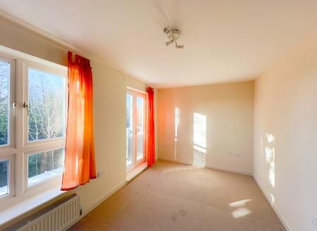 3 bedroom Terraced House to let in Hugo Close, Cassio Metro, Watford, WD18