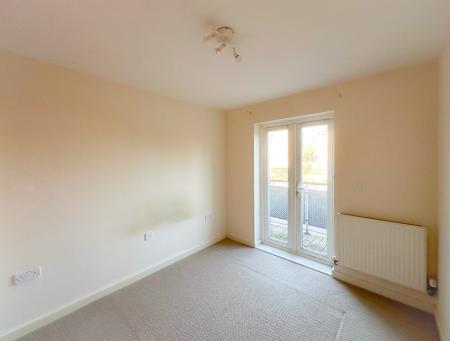 3 bedroom Terraced House to let in Hugo Close, Cassio Metro, Watford, WD18