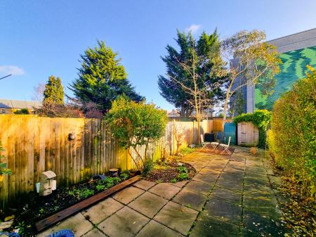 3 bedroom Terraced House to let in Nascot Street, Nascot, Watford, WD17