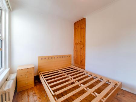 3 bedroom Terraced House to let in Nascot Street, Nascot, Watford, WD17
