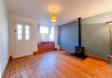 3 bedroom Terraced House to let in Nascot Street, Nascot, Watford, WD17