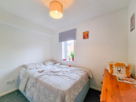 1 bedroom Studio flat to let in Balmoral Road, Watford, WD24