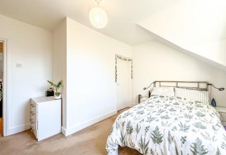 1 bedroom Flat for sale in Langley Road, Nas Wood, Watford, WD17