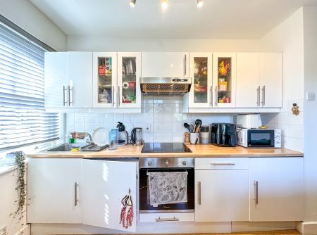 1 bedroom Flat for sale in Langley Road, Nas Wood, Watford, WD17