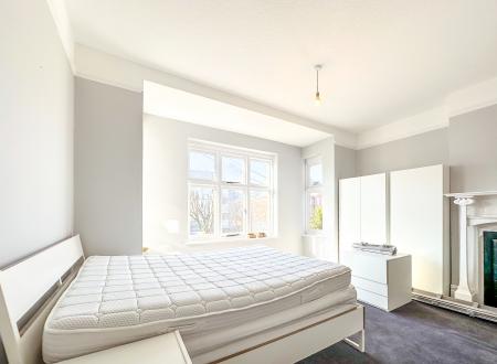 1 bedroom House share to let in Alexandra Road, Watford, WD17