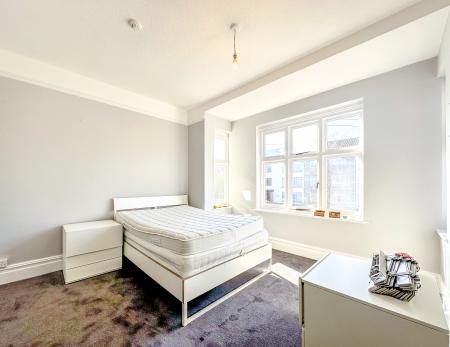 1 bedroom House share to let in Alexandra Road, Watford, WD17