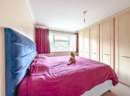 3 bedroom Semi-detached house for sale in Valley Walk, Croxley Green, WD3