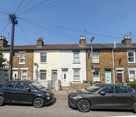 2 bedroom Terraced House to let in Cross Street, Watford, WD17