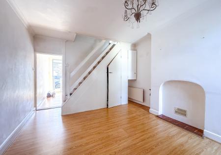 2 bedroom Terraced House to let in Cross Street, Watford, WD17