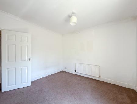 2 bedroom Terraced House to let in Cross Street, Watford, WD17