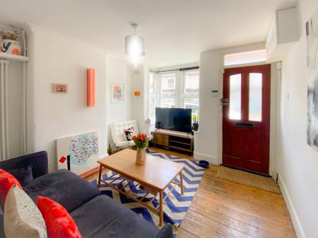 2 bedroom Terraced House to let in Garfield Street, Nth Wat, Watford, WD24