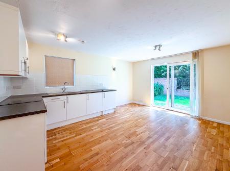 1 bedroom Flat to let in Ebury Road, Watford, WD17
