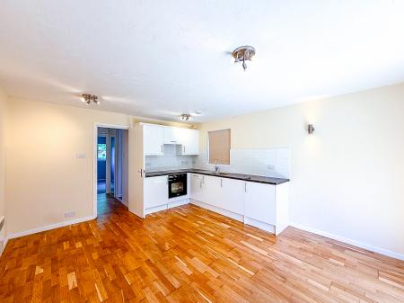 1 bedroom Flat to let in Ebury Road, Watford, WD17