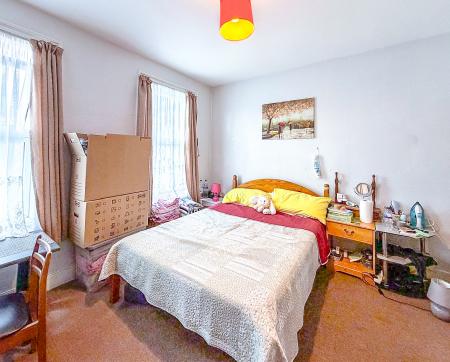 3 bedroom Terraced House to let in Bridge Road, Uxbridge, Greater London, UB8