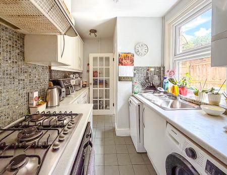 3 bedroom Terraced House to let in Bridge Road, Uxbridge, Greater London, UB8